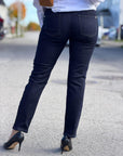 Piper Cropped