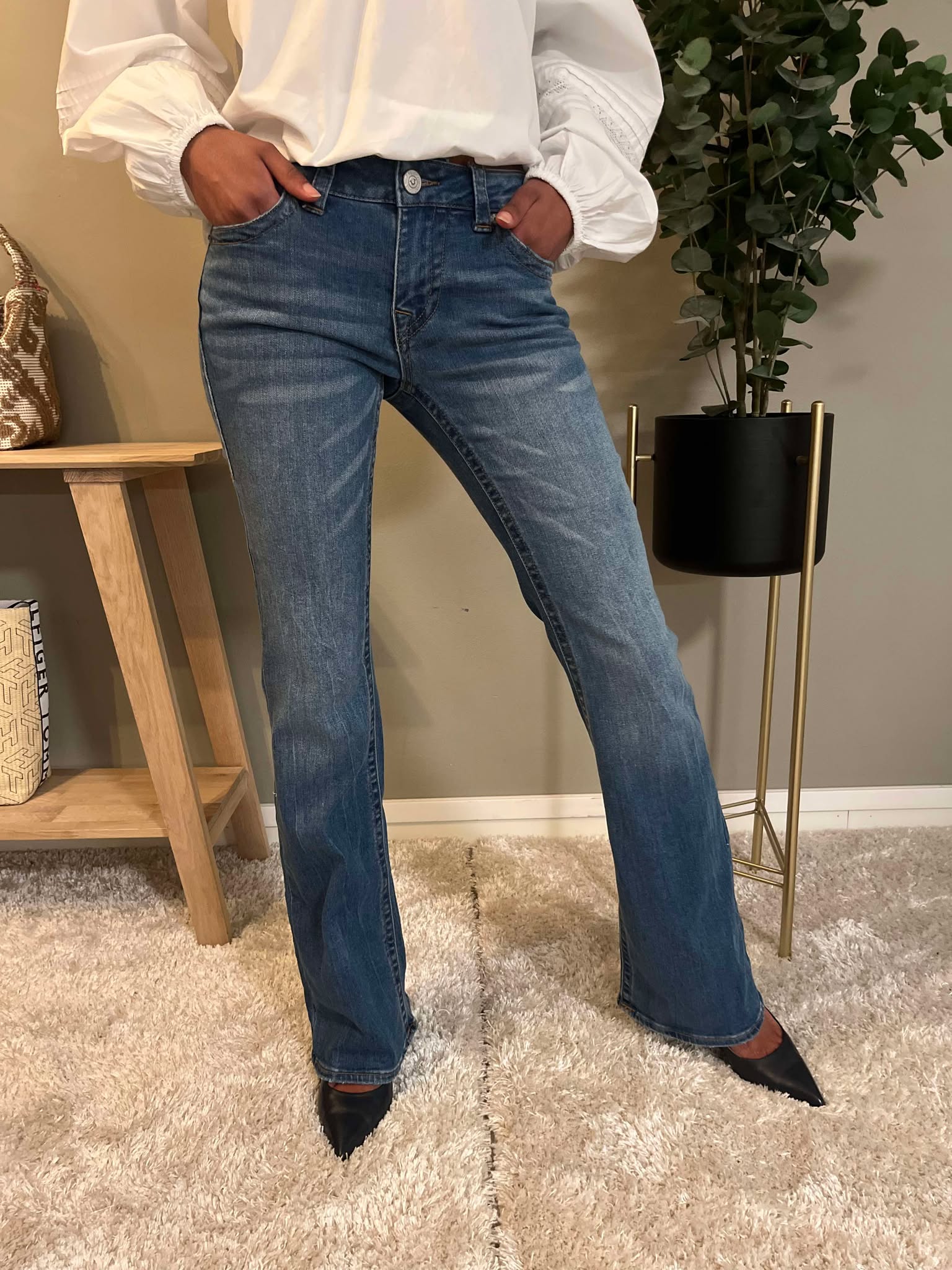 Becca Bootcut