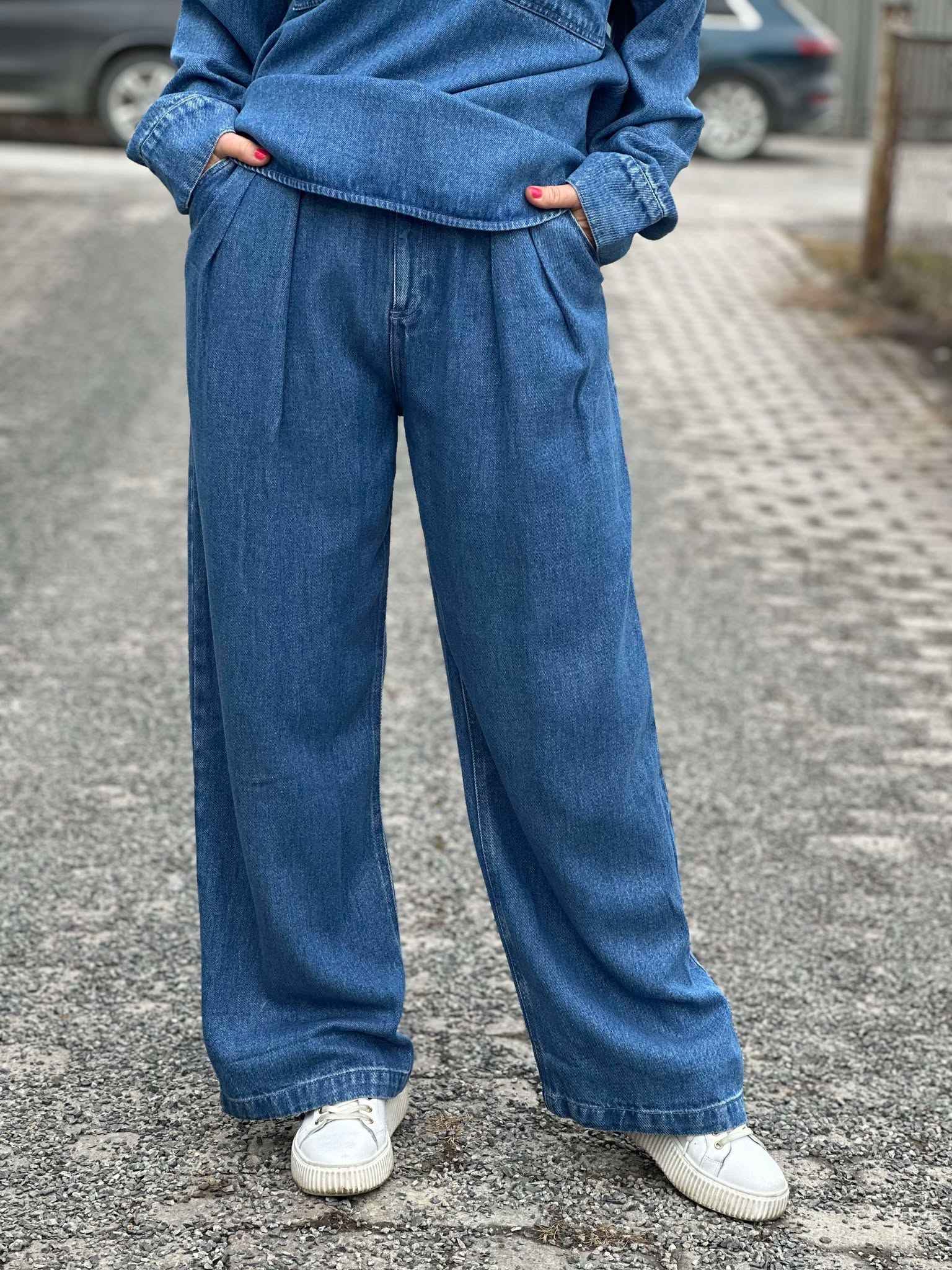 Micenas Pant