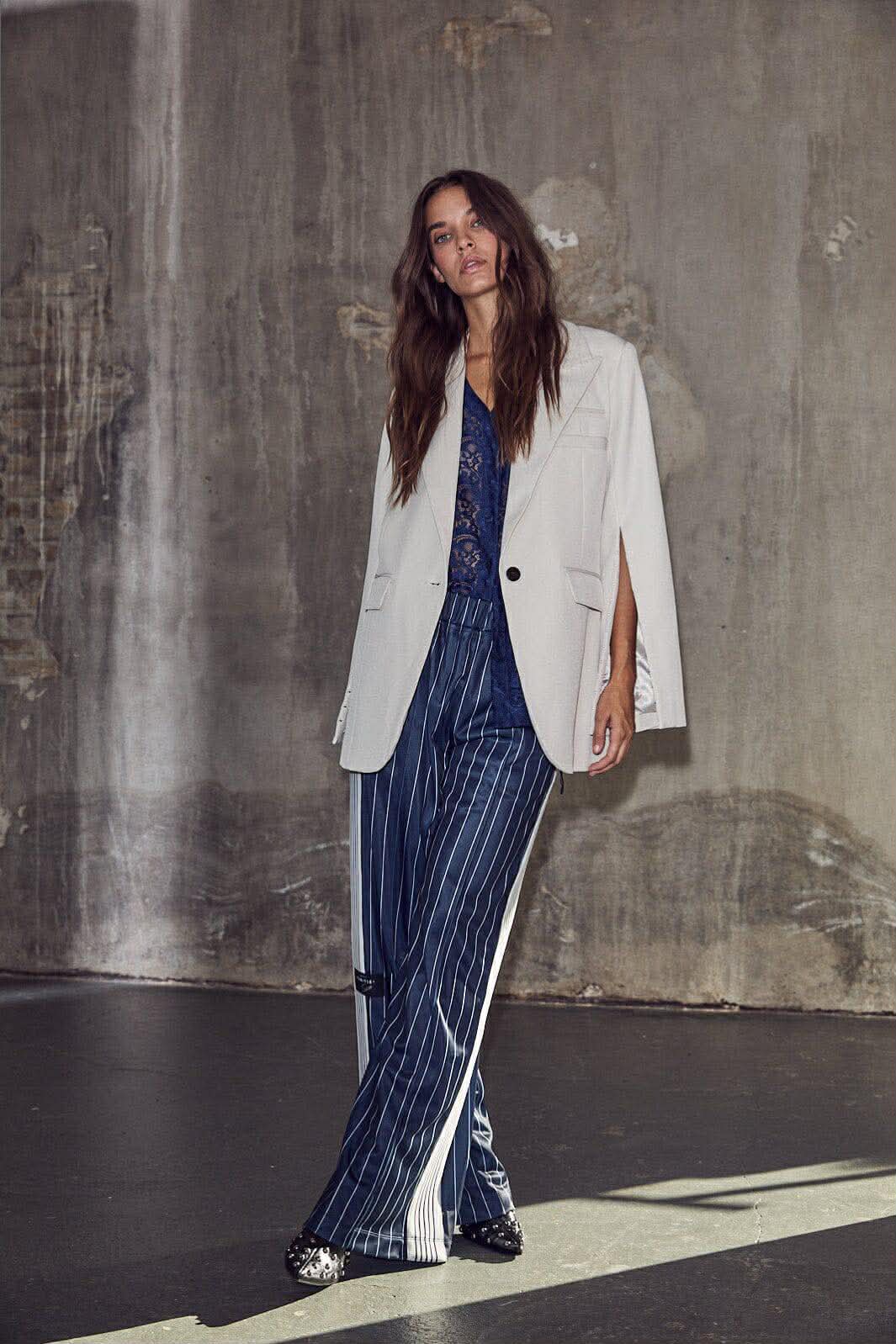 Premiere Hook Blazer