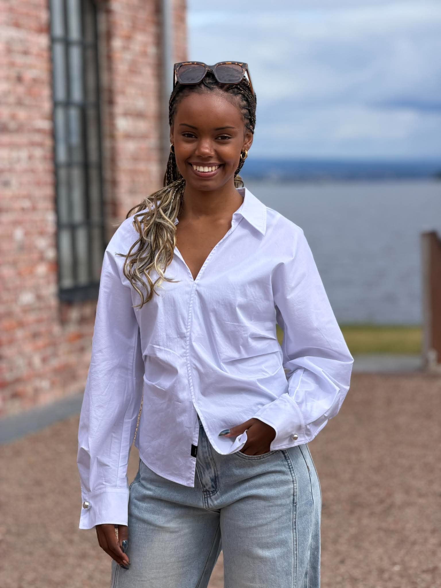 Bell Zip Ball Shirt