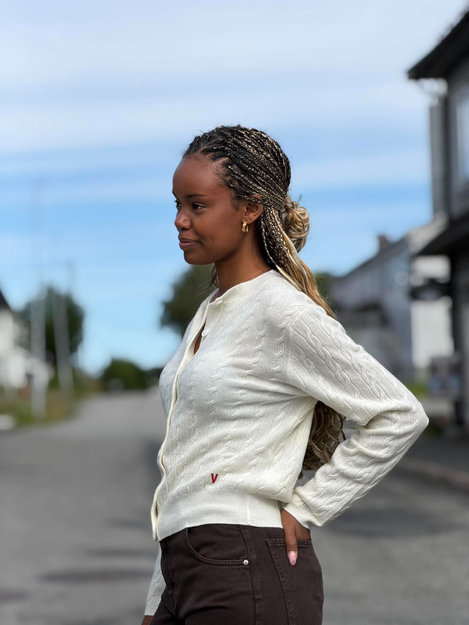 Cardigan kabelstrikk