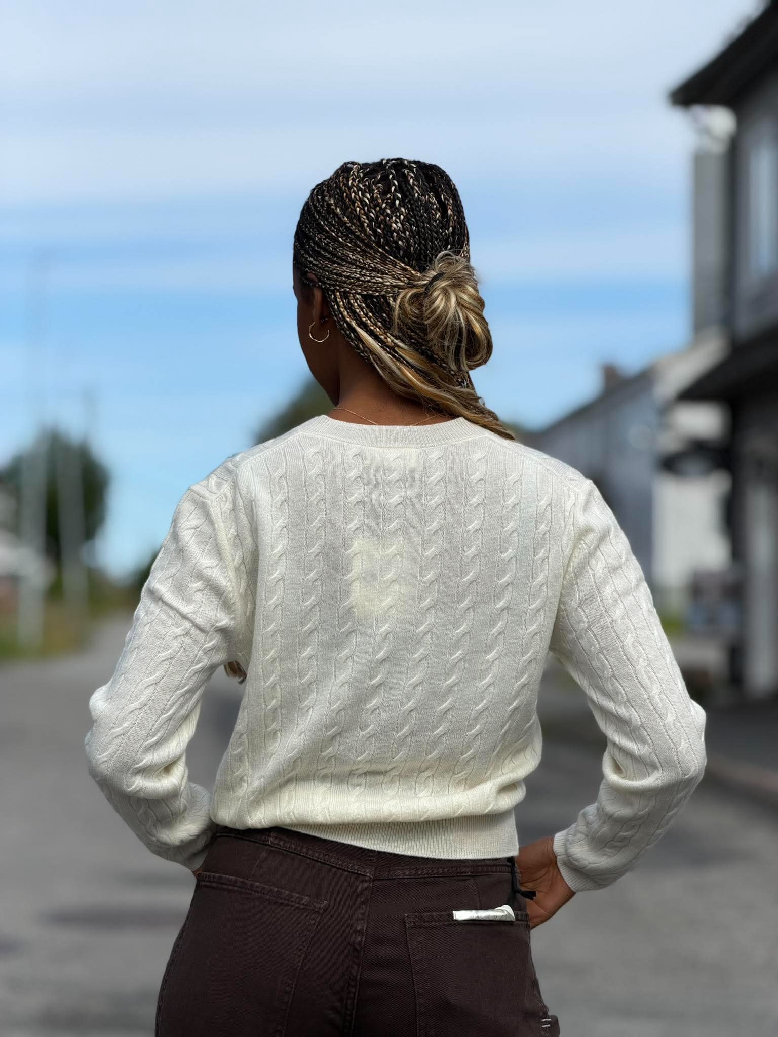 Cardigan kabelstrikk