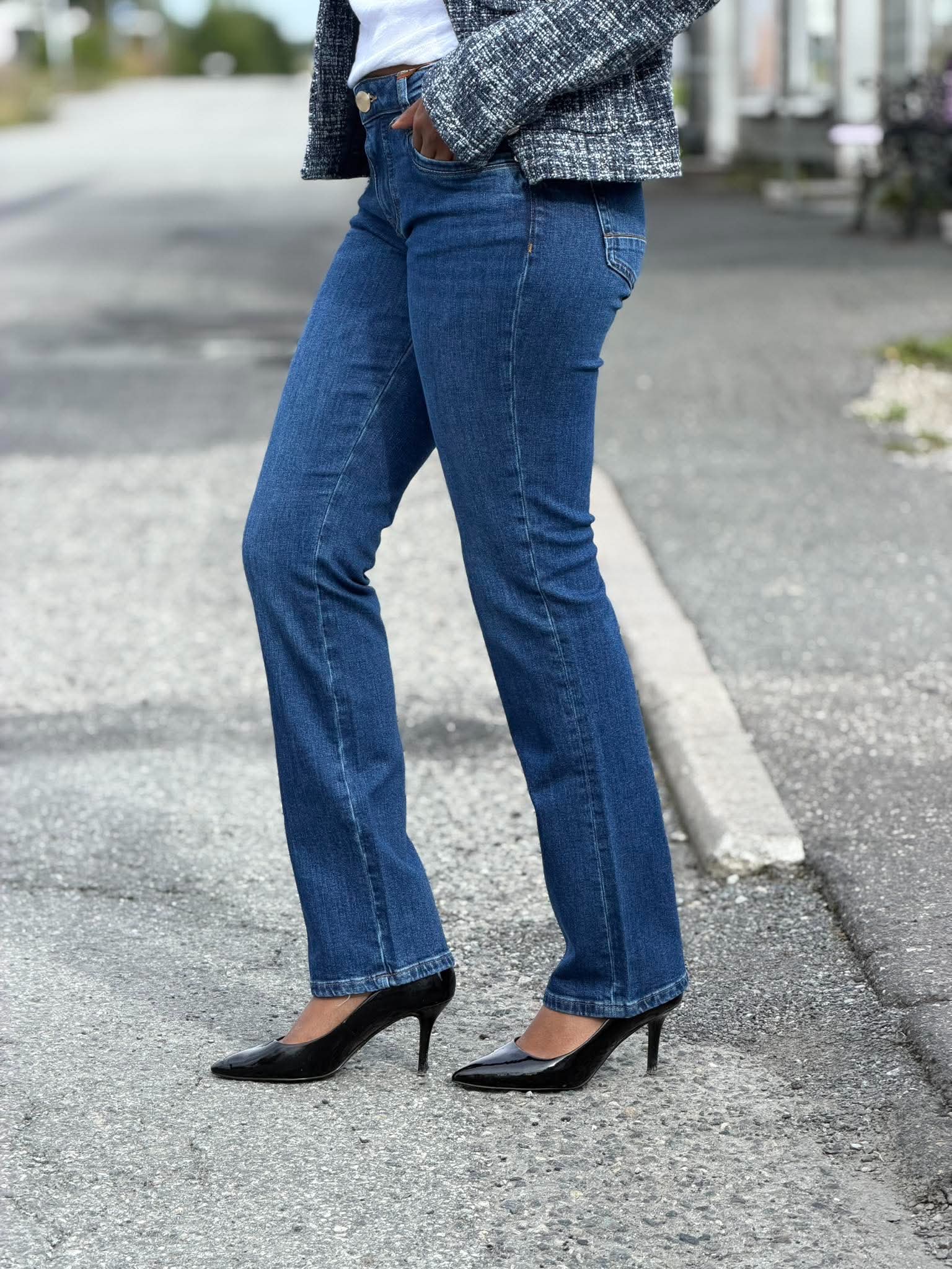 MM Carla Naomi Bran Jeans