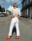 Francesca Lochstickerei