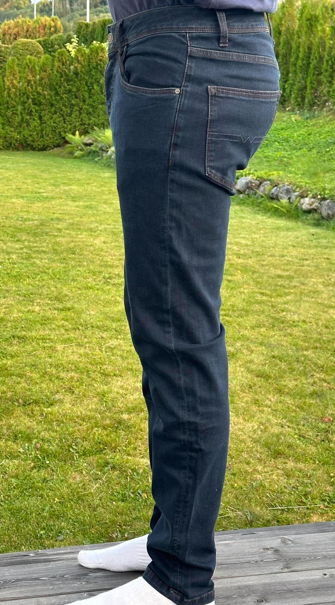 Arnie RF Jeans