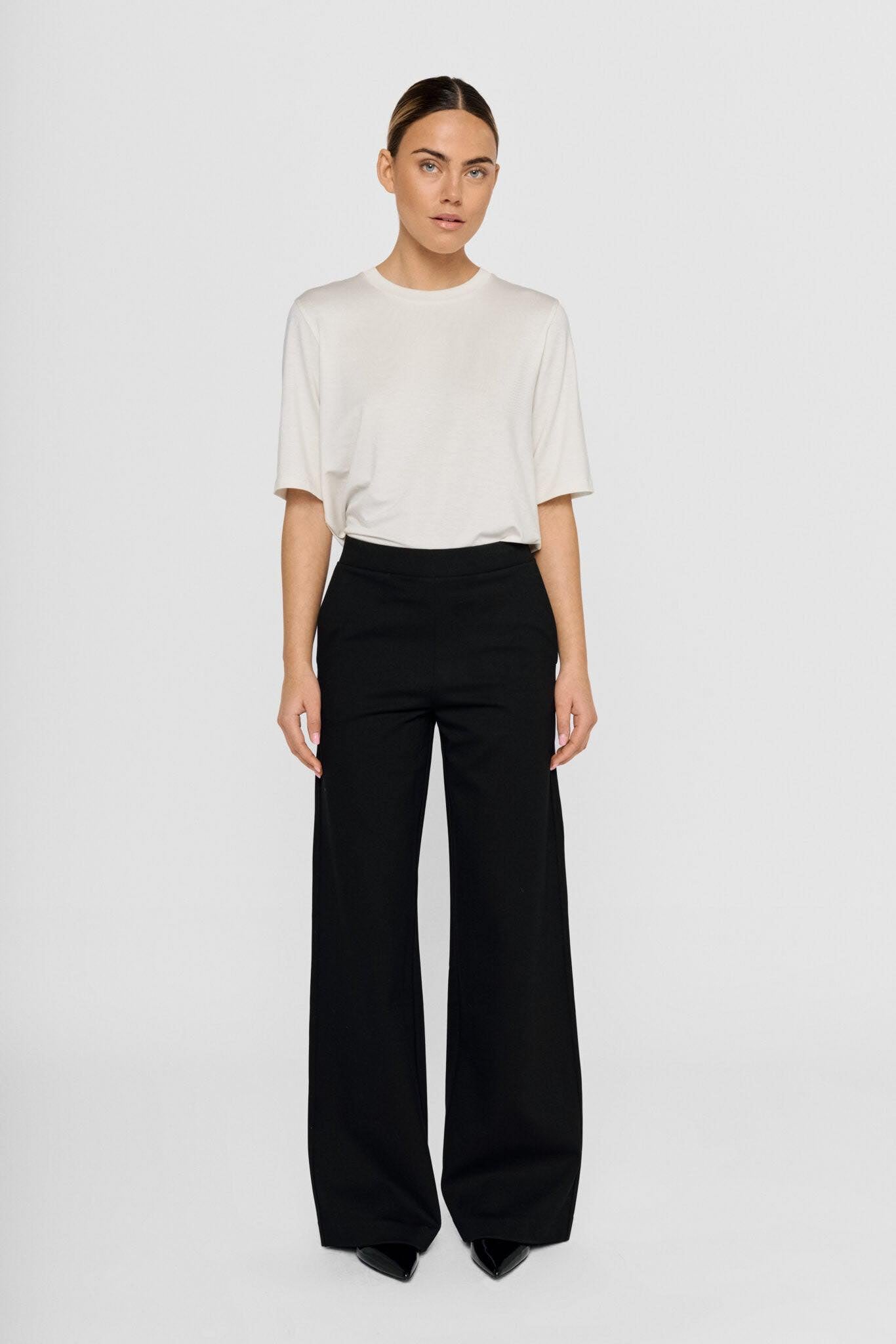 Leia Pants 32''
